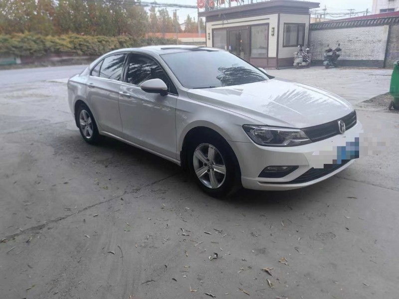 保定16年大众凌渡3