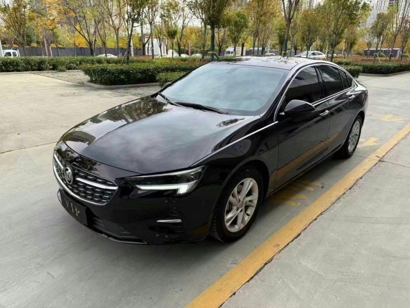 济宁23年别克君威2