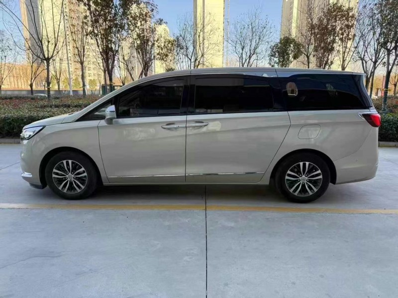 济宁20年别克GL87