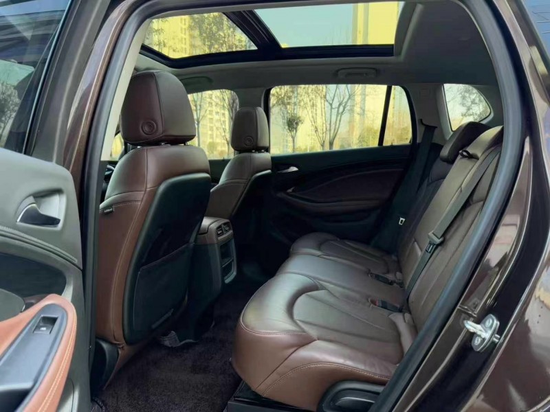 济宁21年别克昂科威6