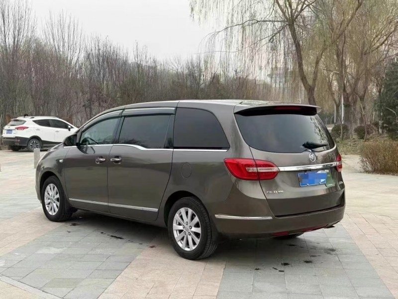 菏泽17年别克GL87