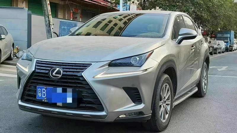 广州19年雷克萨斯NX2