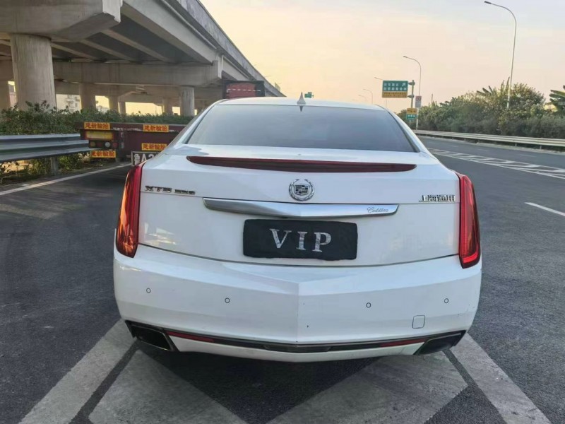 广州15年凯迪拉克XTS9