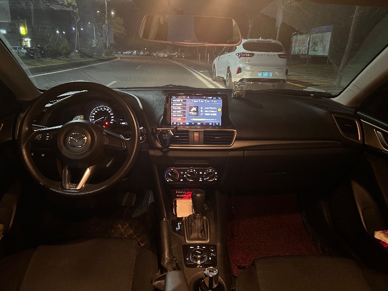 江門18年馬自達昂克賽拉7