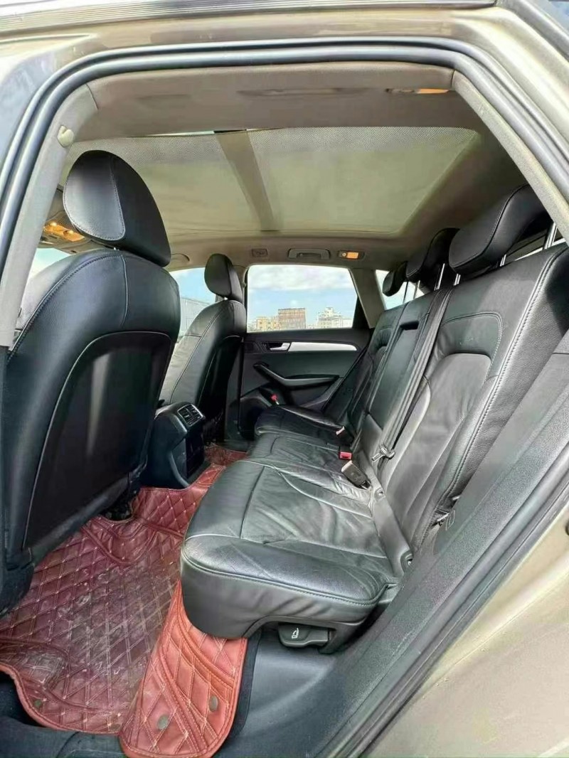 广州12年奥迪Q56