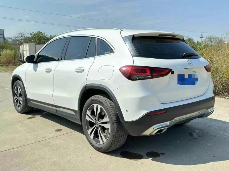 广州21年奔驰GLA3