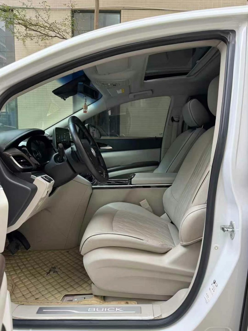 佛山21年别克GL86