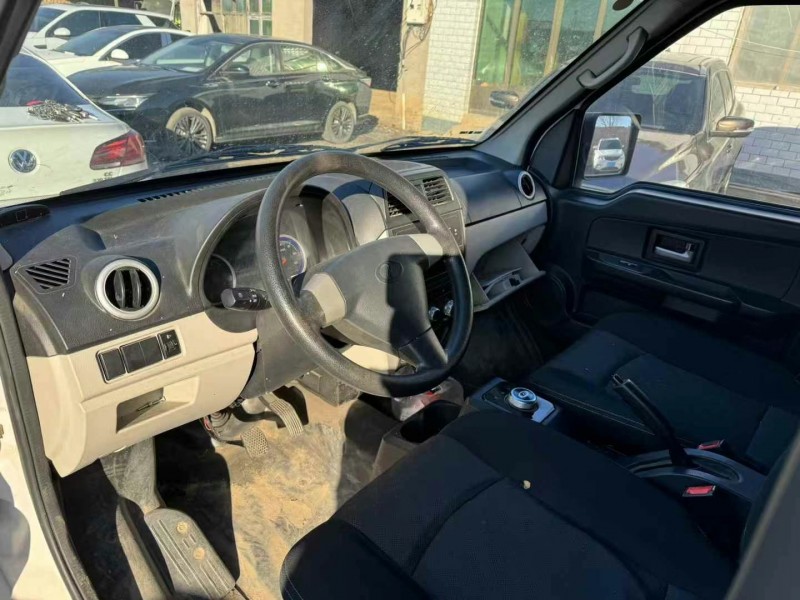 保定23年瑞驰EC35新能源3