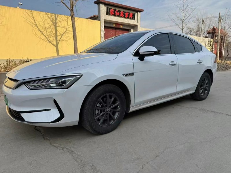 保定24年比亚迪秦3