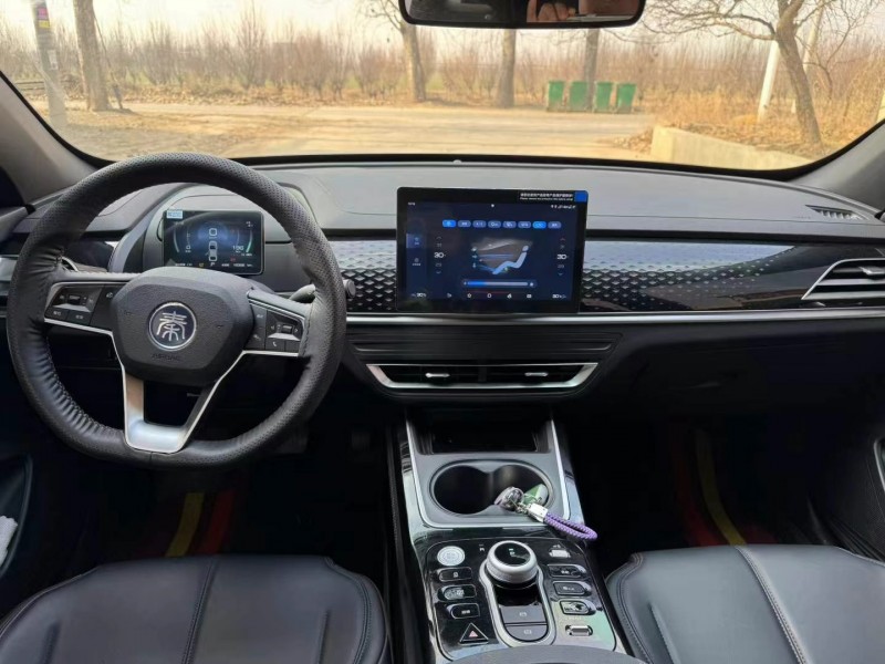 保定24年比亚迪秦7