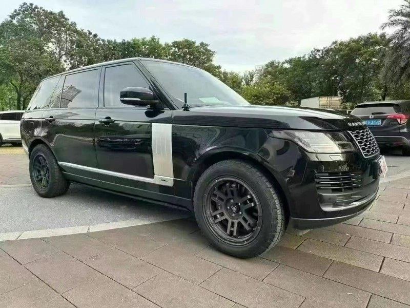 佛山21年路虎揽胜行政3