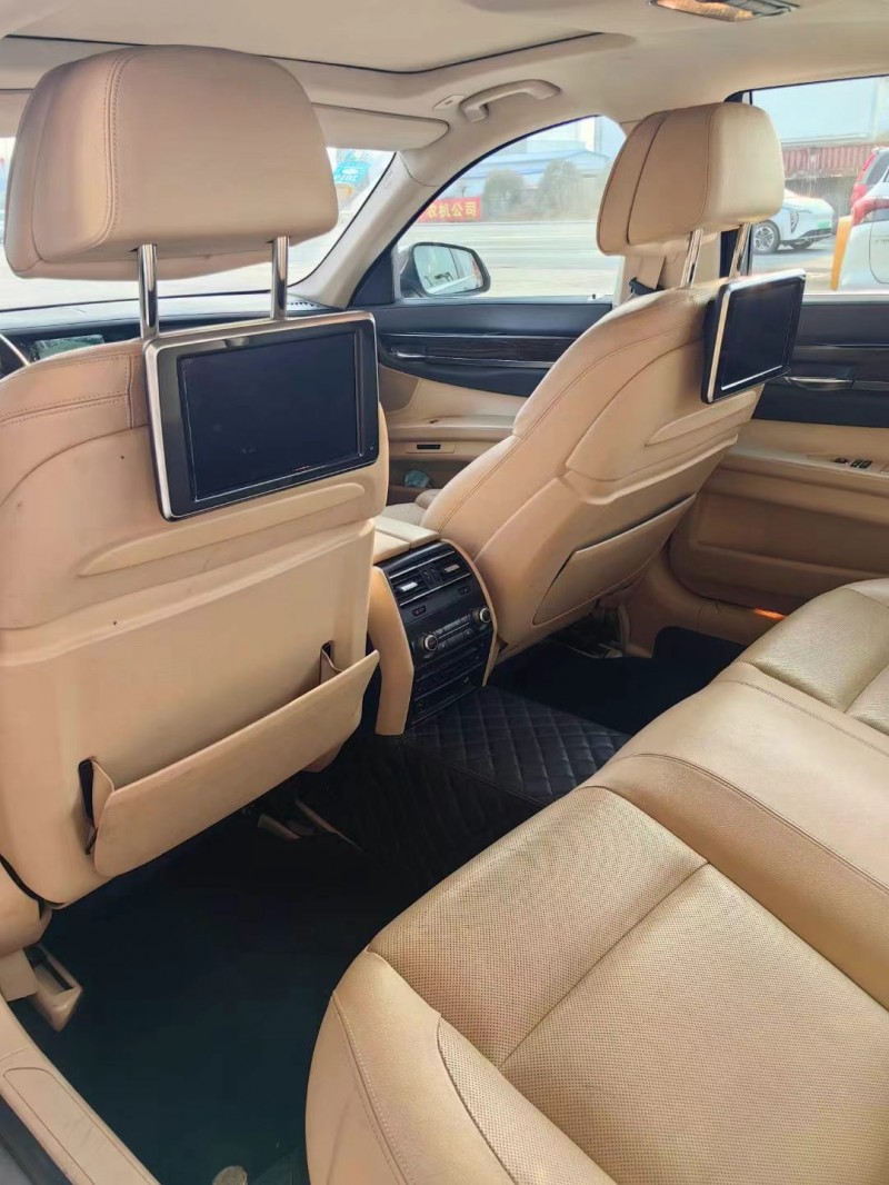 保定13年宝马7系6