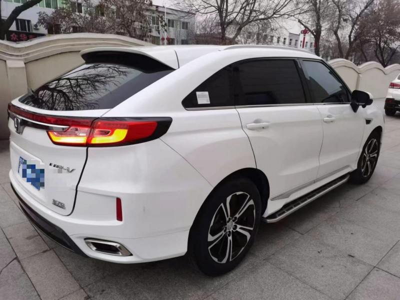 保定18年本田URV4