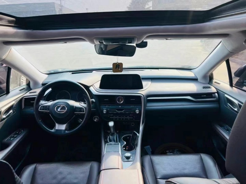 济宁21年雷克萨斯RX7