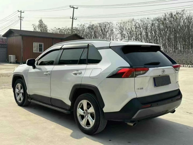 盐城20年丰田RAV4荣放4