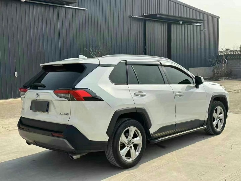盐城20年丰田RAV4荣放7
