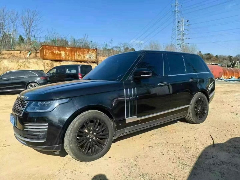 济宁16年路虎揽胜行政3