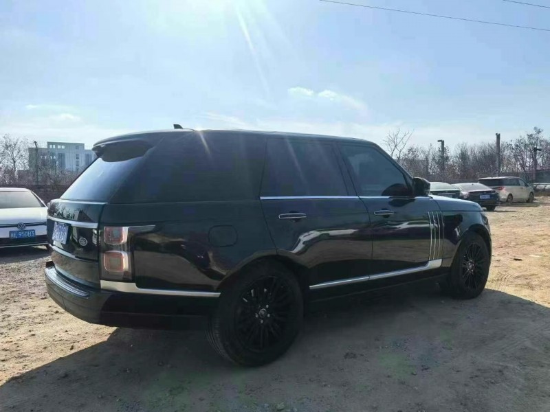 济宁16年路虎揽胜行政8