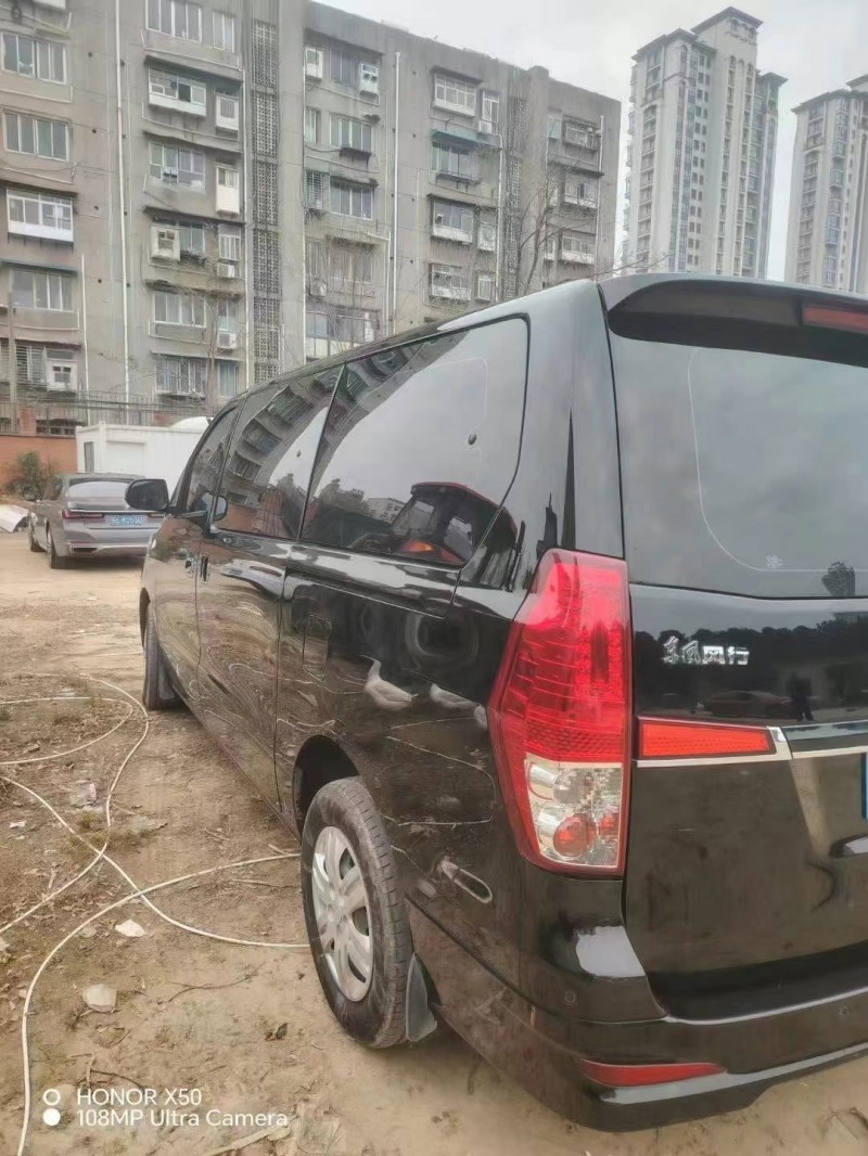 武汉23年东风菱智8