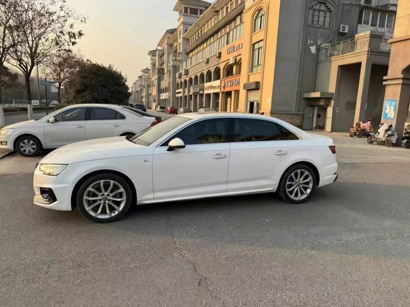 济宁18年奥迪A4L9