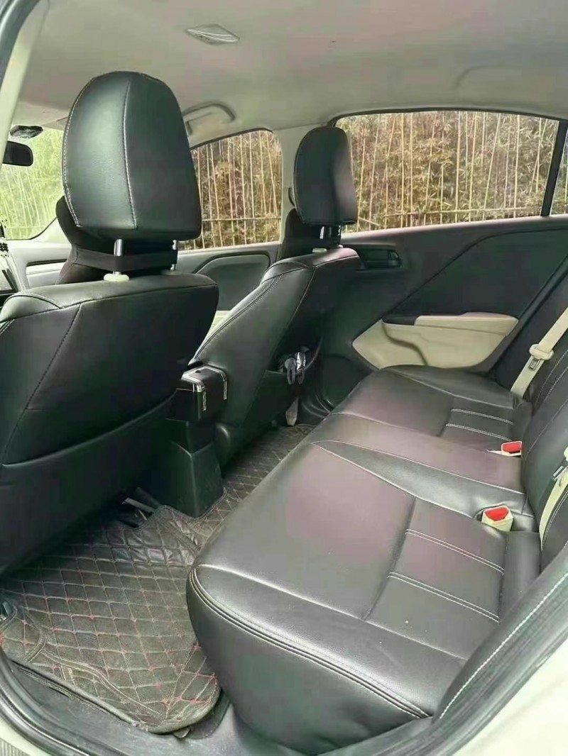 佛山17年本田哥瑞5