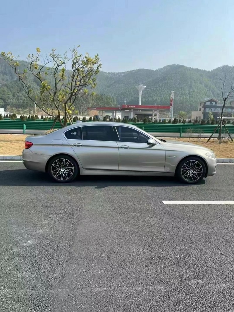 佛山17年宝马5系3