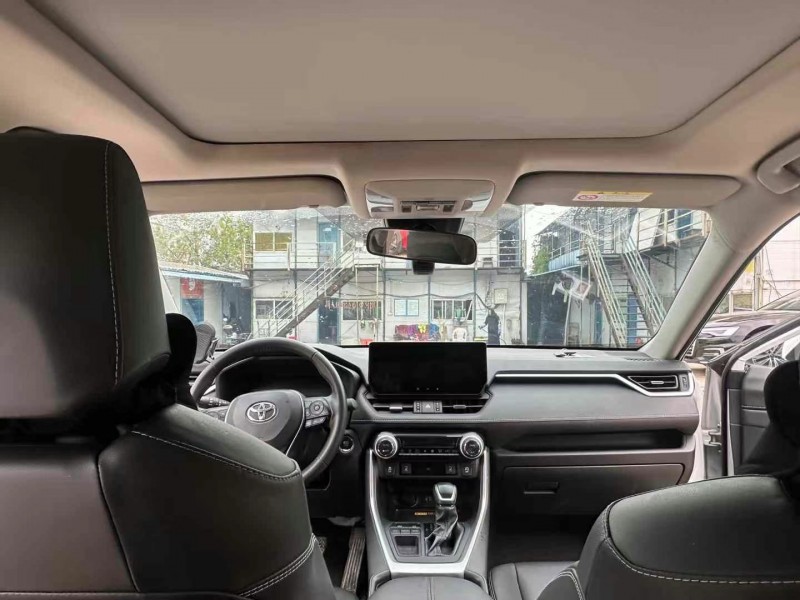 邵阳23年丰田RAV4荣放5
