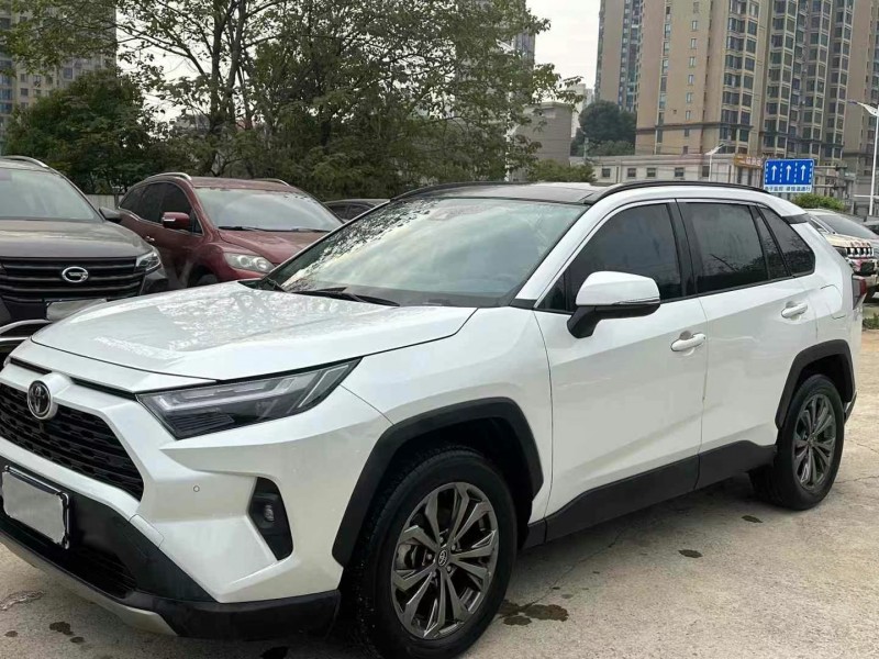 邵阳23年丰田RAV4荣放9