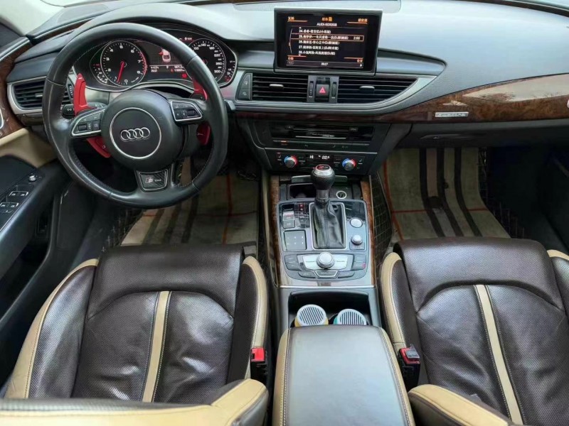 青岛15年奥迪A7L8