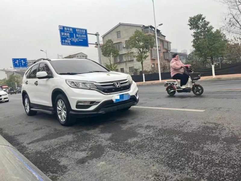 邵阳16年本田CRV4