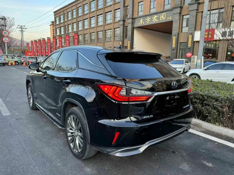 保定16年雷克萨斯RX5
