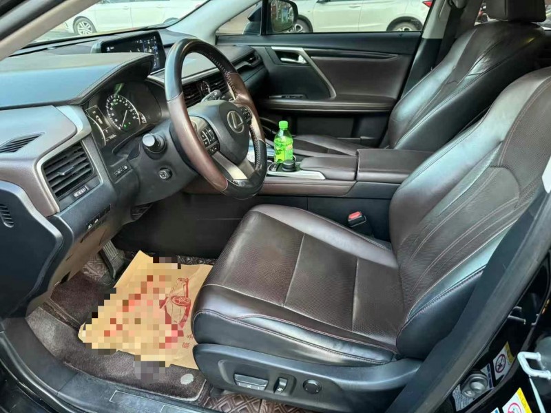 保定16年雷克萨斯RX8