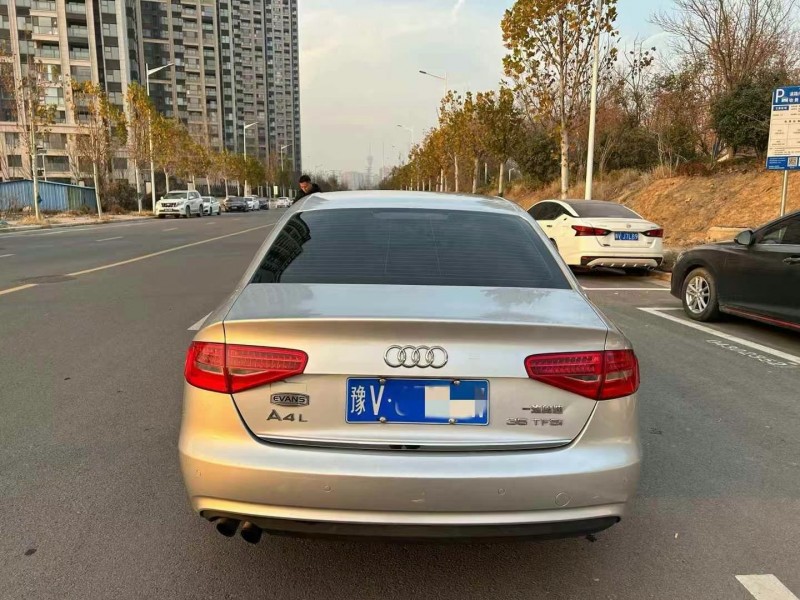 鄭州13年奧迪A4L8