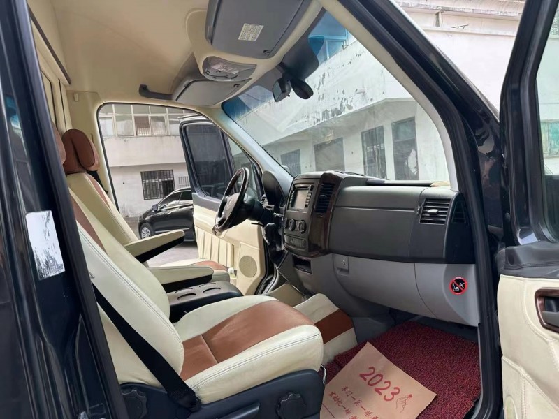 徐州15年奔驰斯宾特5