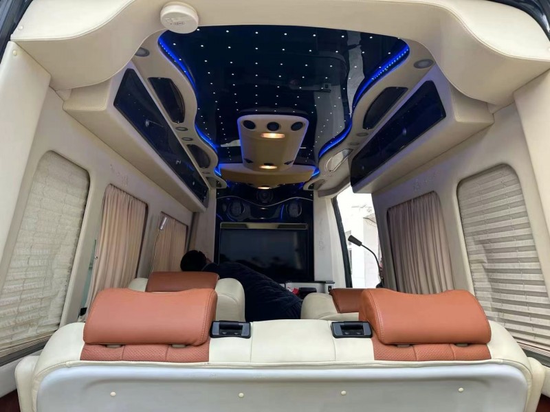 徐州15年奔驰斯宾特7