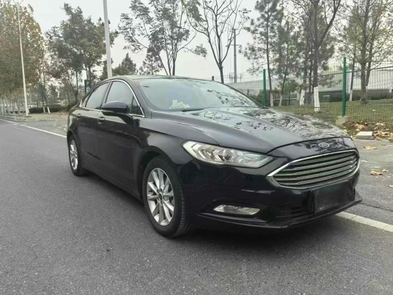 武汉17年福特蒙迪欧2