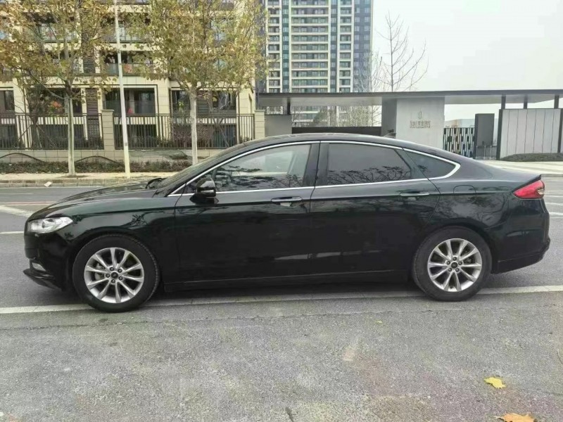 武汉17年福特蒙迪欧4