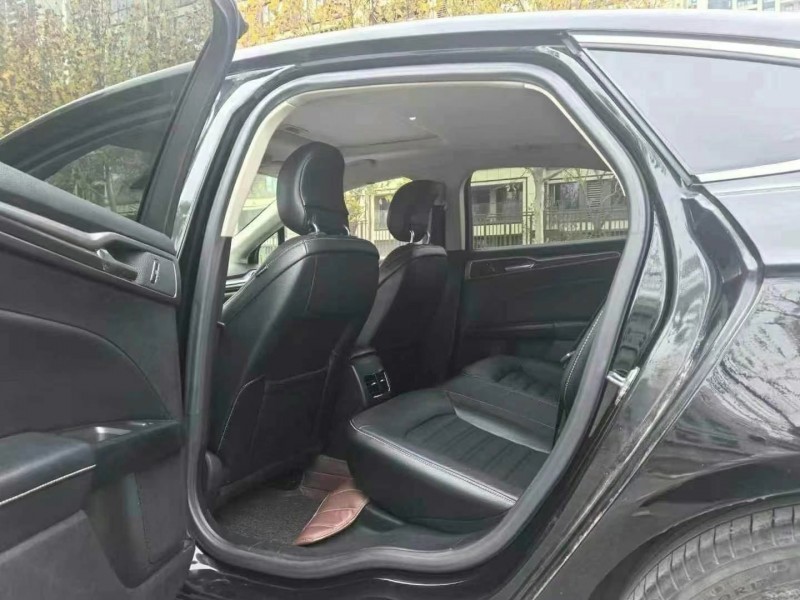 武汉17年福特蒙迪欧5