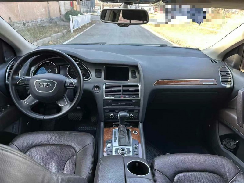 枣庄14年奥迪Q75