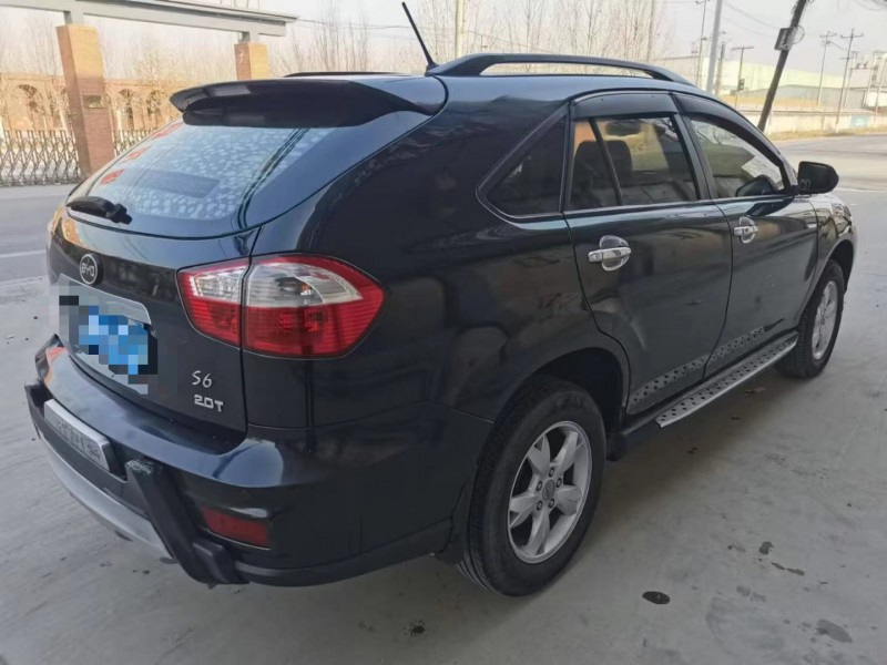 保定13年比亚迪S74