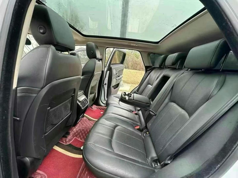 广州16年路虎极光8