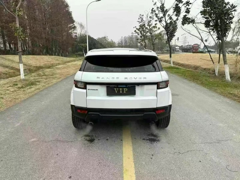 广州16年路虎极光9