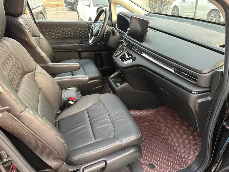 徐州22年本田艾力绅7