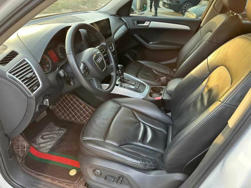 广州12年奥迪Q56