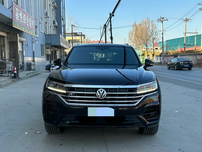 保定19年大众途锐1