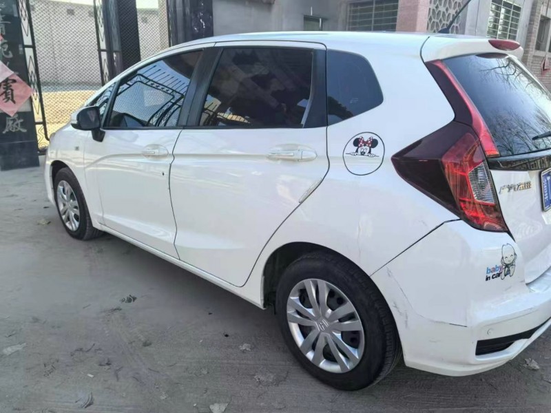 保定19年本田飞度5