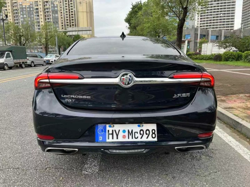 佛山20年别克君越9