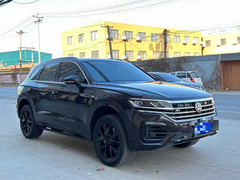 保定19年大众途锐3