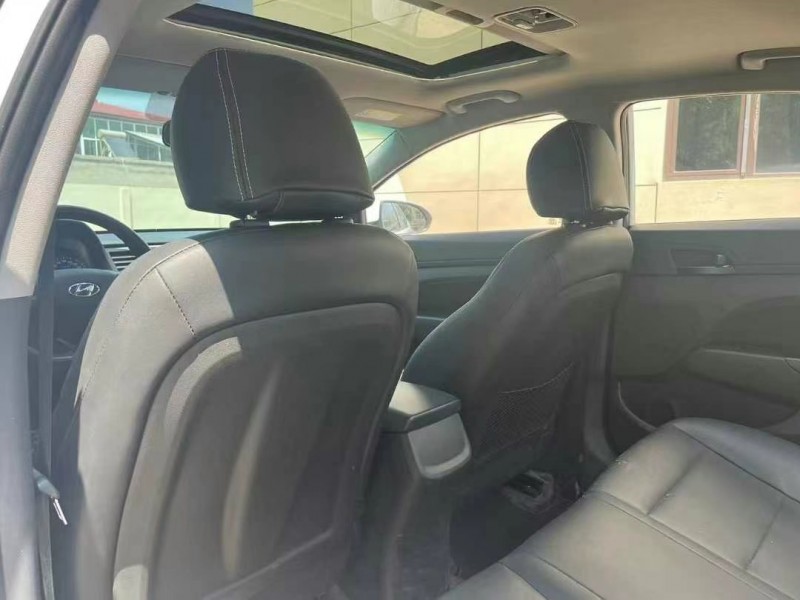 保定19年现代领动8