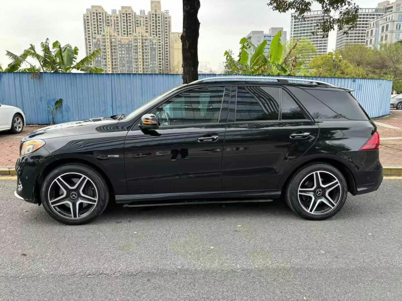东莞17年奔驰GLE3
